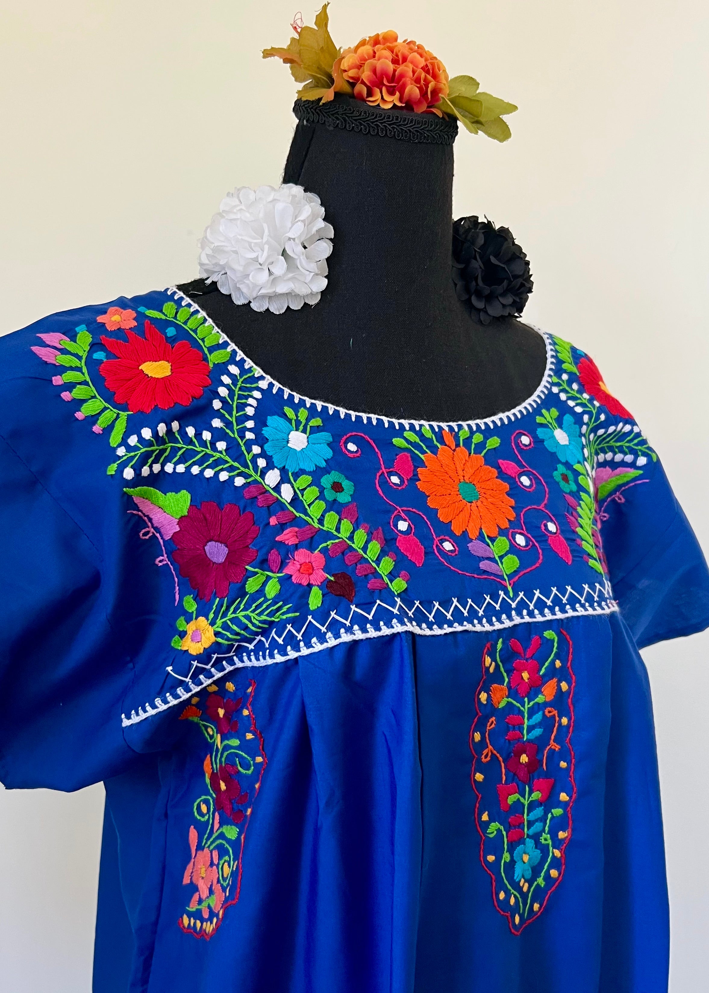 Handmade Oaxacan Embroidered Short Length Dress - San Antonino Style