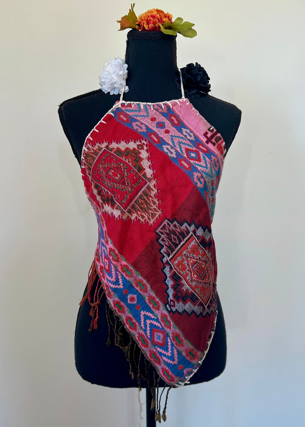 Geometric Diamond Backless Halter Top