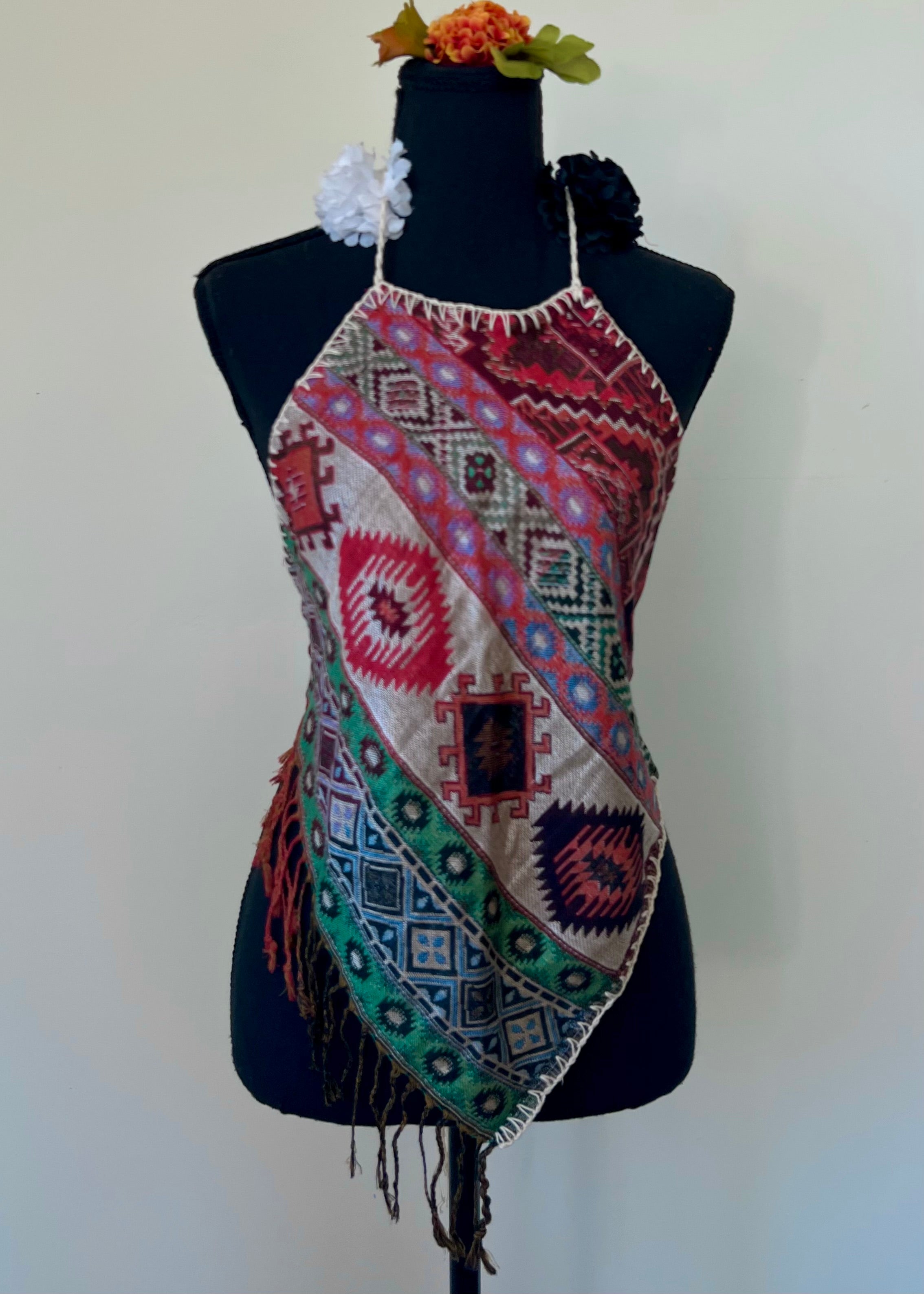 Geometric Diamond Backless Halter Top