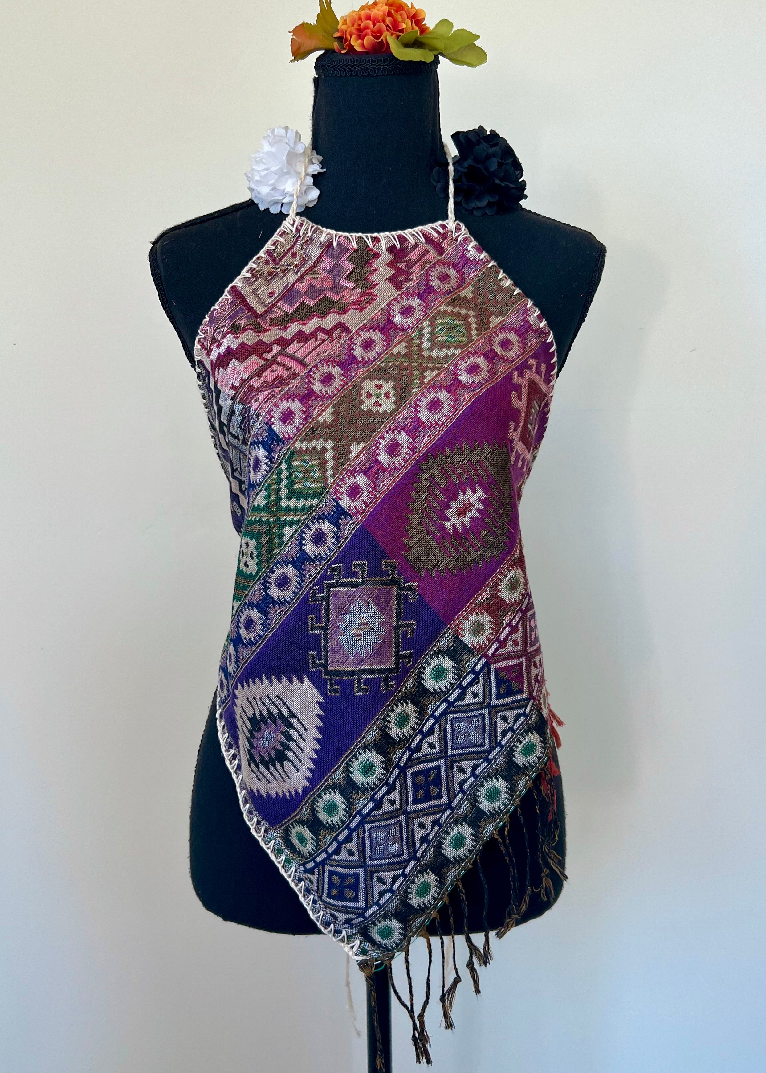 Geometric Diamond Backless Halter Top