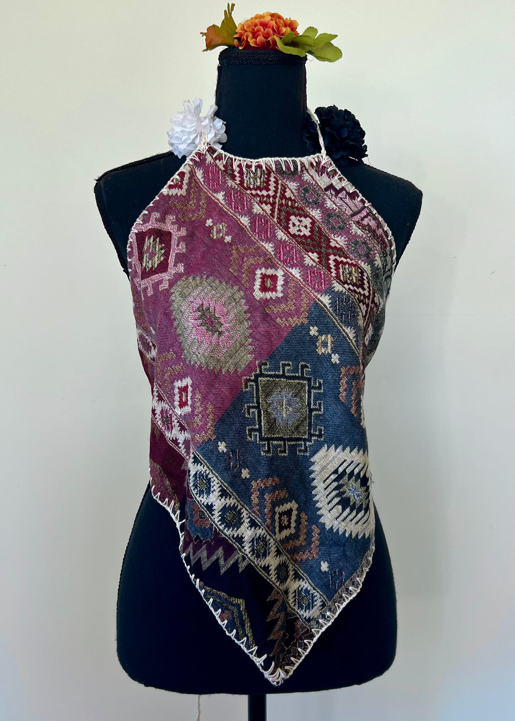 Geometric Diamond Backless Halter Top