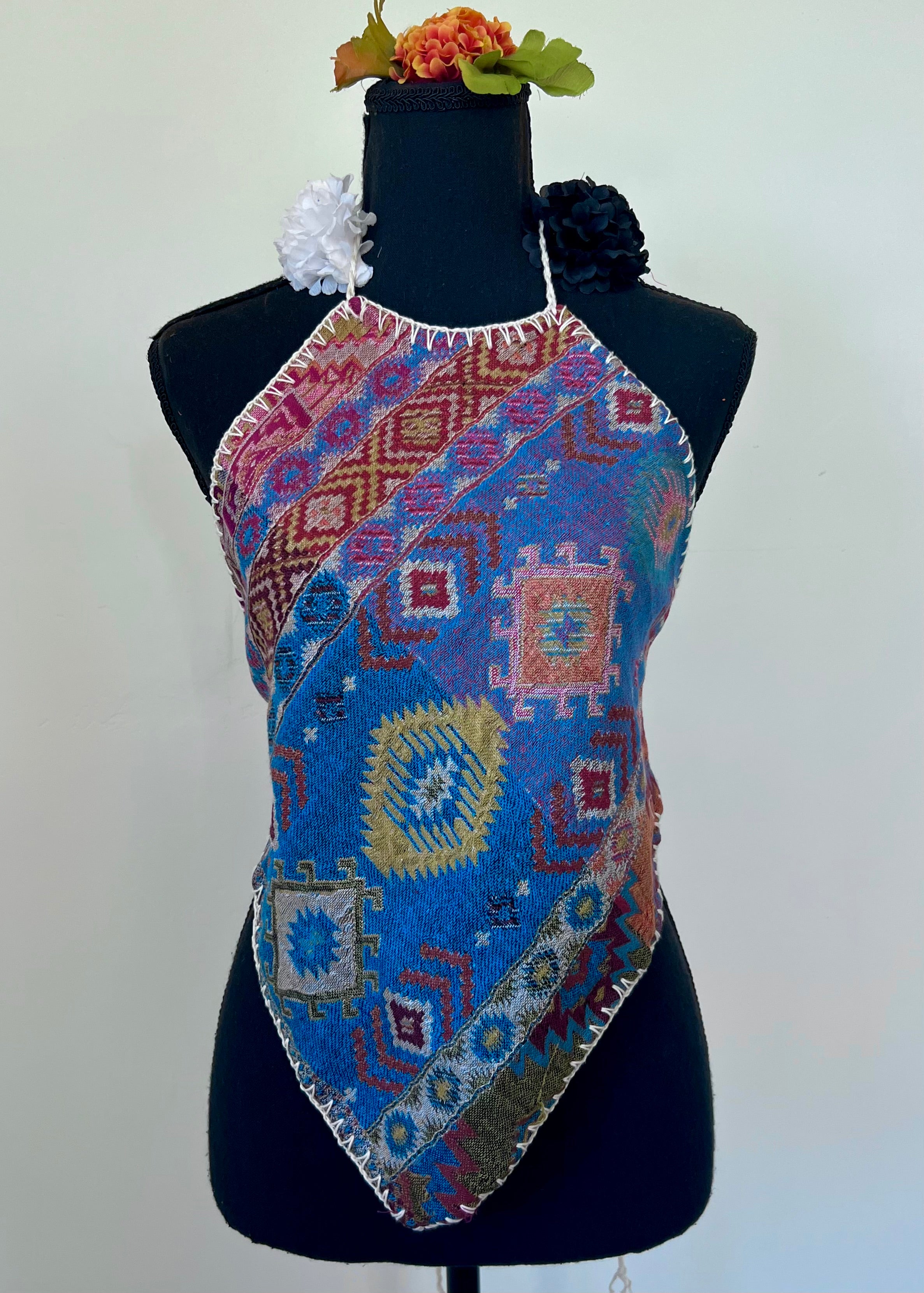 Geometric Diamond Backless Halter Top